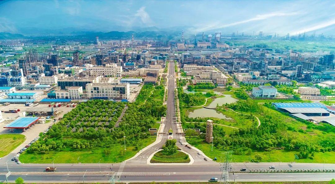 巨化是什么級(jí)別的國企，深度解析與探討，深度解析與探討，巨化屬于何級(jí)別國企？