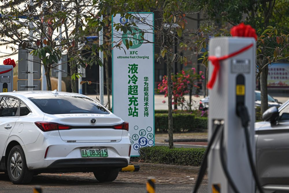 警惕虛假宣傳，遠離非法賭博——揭開2024新澳門正版免費資本車的真相，警惕虛假宣傳，揭開2024新澳門正版免費資本車真相，遠離非法賭博風(fēng)險