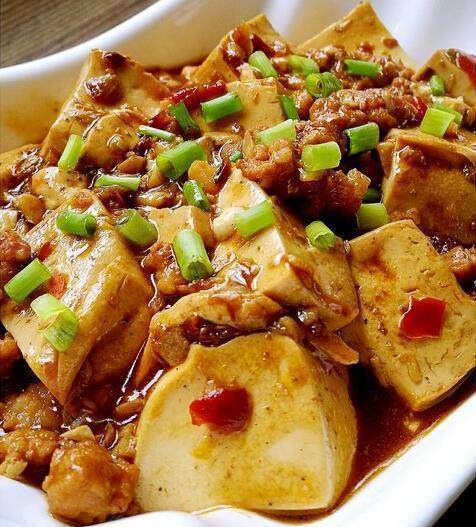 家常豆腐的做法大全，一道傳統(tǒng)美食的完美呈現(xiàn)，家常豆腐制作攻略，傳統(tǒng)美食的完美呈現(xiàn)
