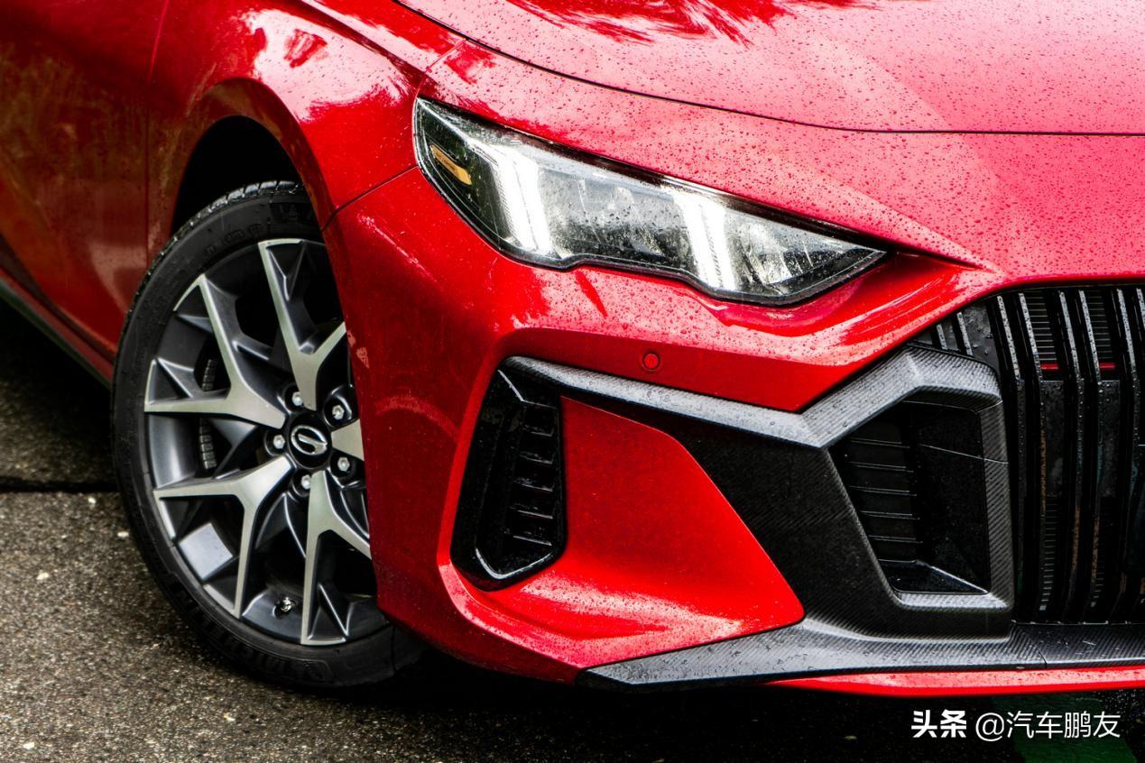 揭秘J-15戰(zhàn)斗機(jī)，空中力量的新星，揭秘J-15戰(zhàn)斗機(jī)，空中力量的新星崛起
