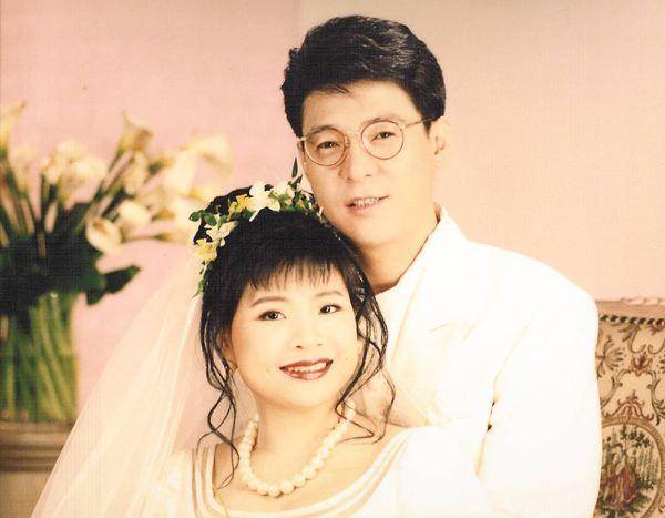 姜育恒現(xiàn)任老婆個人資料揭秘，姜育恒現(xiàn)任老婆的神秘面紗，個人資料大揭秘