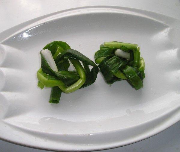 水煮魚(yú)的做法和步驟，一道川菜的經(jīng)典烹飪技藝，川菜經(jīng)典，水煮魚(yú)的制作步驟與烹飪技藝