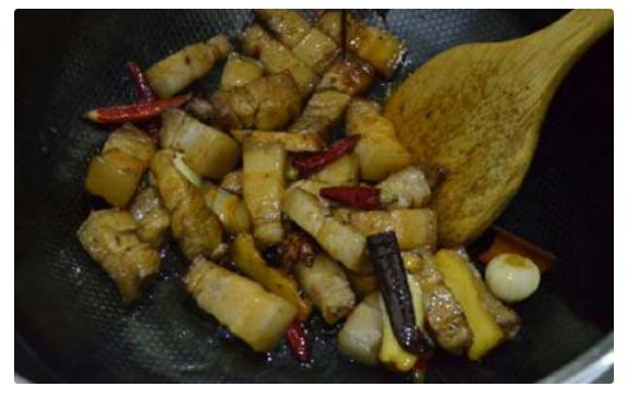 紅燒肉怎么做好吃——一道家常美食的烹飪指南，家常美味！紅燒肉烹飪指南教你做出美味佳肴
