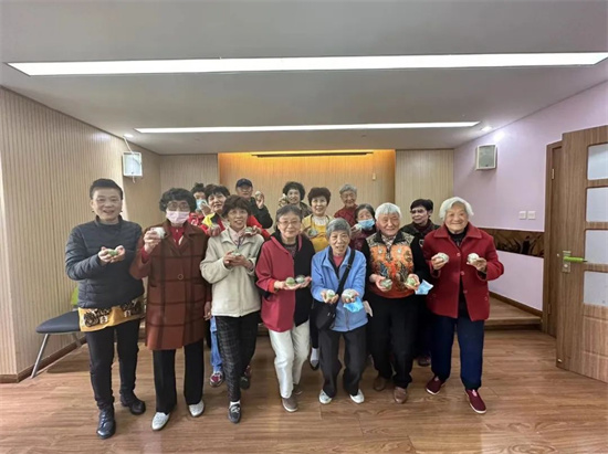 上海中老年單身俱樂部，探索與體驗(yàn)，上海中老年單身俱樂部的探索與體驗(yàn)之旅