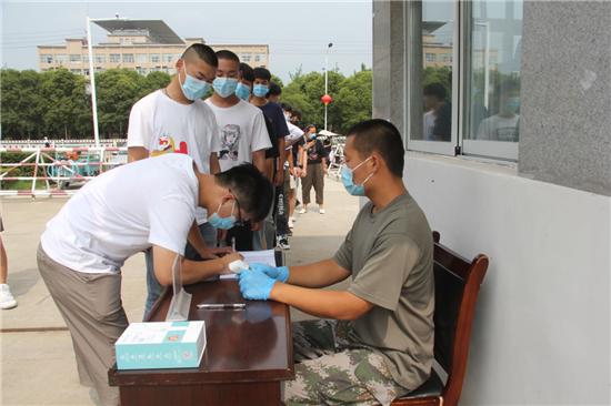 大學(xué)生征兵眼睛視力要求，解析與探討，大學(xué)生征兵眼睛視力要求詳解及探討