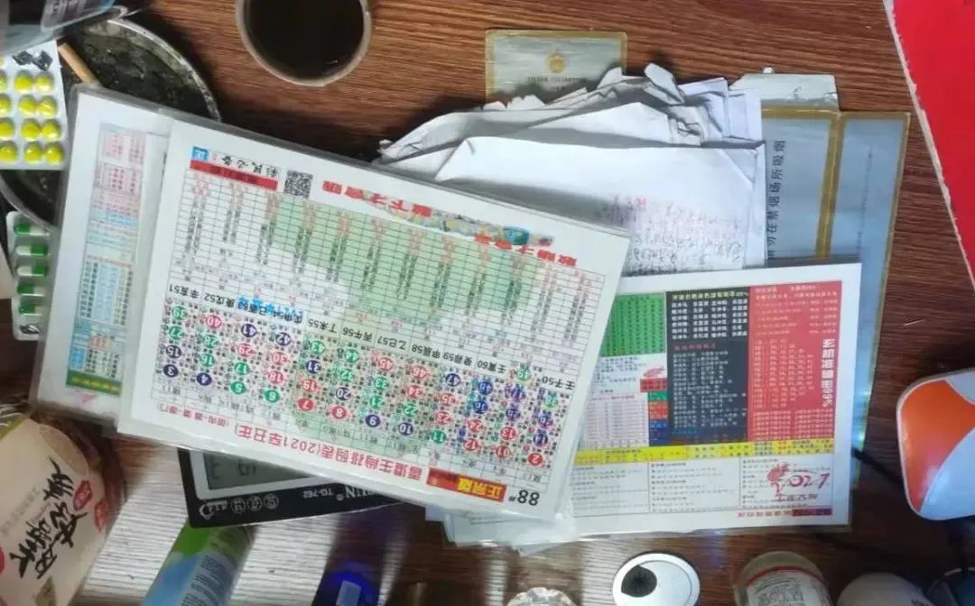 澳門四肖八碼免費期期準(zhǔn)——揭秘彩票預(yù)測的神秘面紗，澳門四肖八碼彩票預(yù)測揭秘，探索期期準(zhǔn)確的神秘面紗