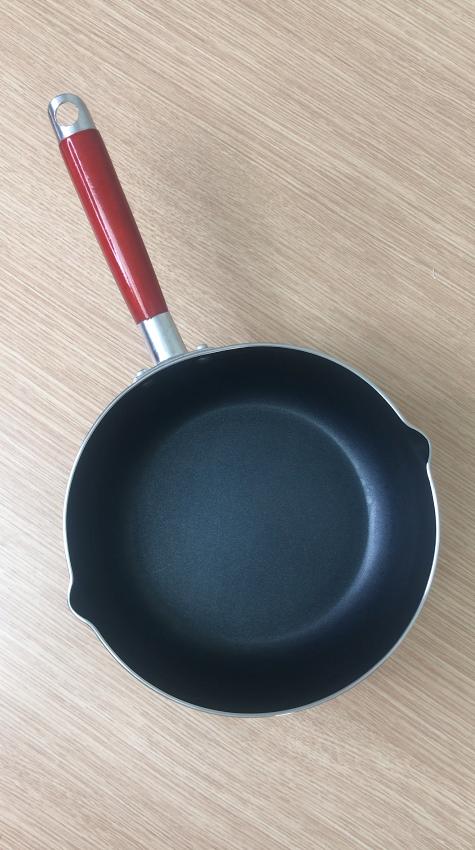 麥飯石不粘鍋的危害及其應(yīng)對之策，麥飯石不粘鍋的潛在危害與應(yīng)對方法探討