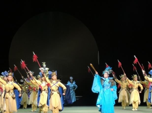 蓬劇的屆軍閱，展現(xiàn)軍隊風采與民族精神的舞臺，蓬劇閱兵，展現(xiàn)軍隊風采與民族精神的盛典