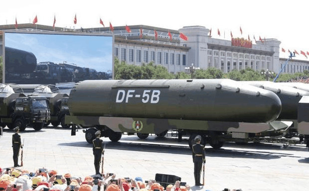 東風(fēng)61號(hào)洲際導(dǎo)彈，中國(guó)國(guó)防力量的堅(jiān)實(shí)支柱，東風(fēng)61號(hào)洲際導(dǎo)彈，中國(guó)國(guó)防力量的核心支柱