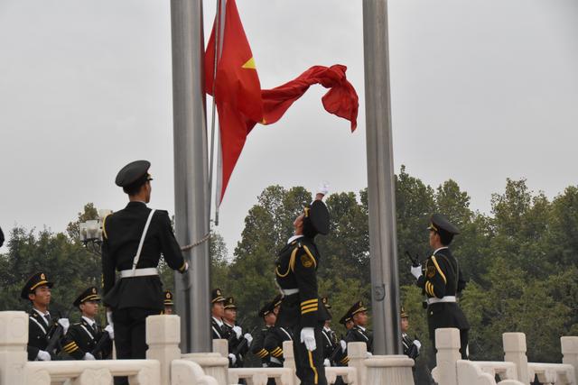 國旗護(hù)衛(wèi)隊(duì)成立時(shí)間及其深遠(yuǎn)影響，國旗護(hù)衛(wèi)隊(duì)成立時(shí)間與深遠(yuǎn)影響的探究
