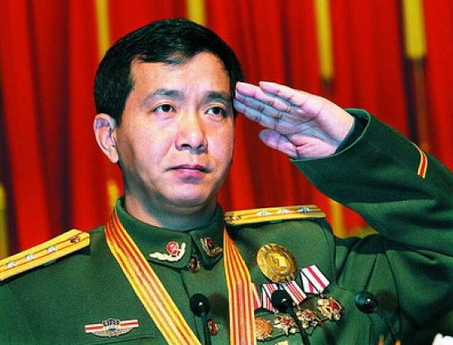 丁曉兵，鐵血軍人的時(shí)代標(biāo)桿，丁曉兵，鐵血軍人的時(shí)代標(biāo)桿典范