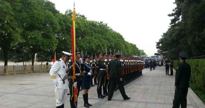 三軍儀仗隊(duì)海軍護(hù)旗手，榮耀與責(zé)任，三軍儀仗隊(duì)海軍護(hù)旗手的榮耀與責(zé)任