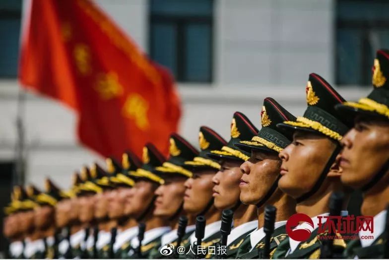 國慶閱兵方隊(duì)訓(xùn)練視頻，展現(xiàn)榮耀與力量，國慶閱兵方隊(duì)訓(xùn)練視頻，榮耀與力量的展現(xiàn)