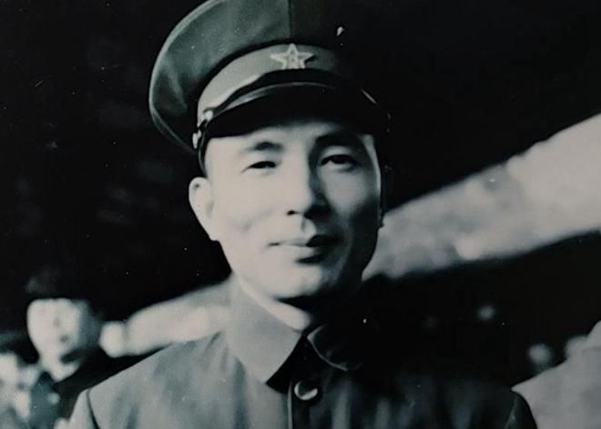 丁曉軍將軍的妻子簡(jiǎn)介，丁曉軍將軍妻子簡(jiǎn)介