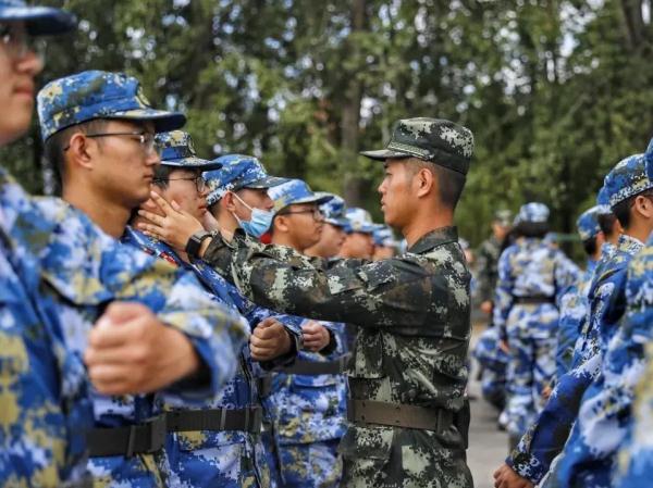 中國人民武裝警察部隊特種警察學(xué)院培養(yǎng)的人才屬性探究，兵與軍官的界定，中國人民武裝警察部隊特種警察學(xué)院人才培養(yǎng)屬性探究，兵與軍官的界定分析