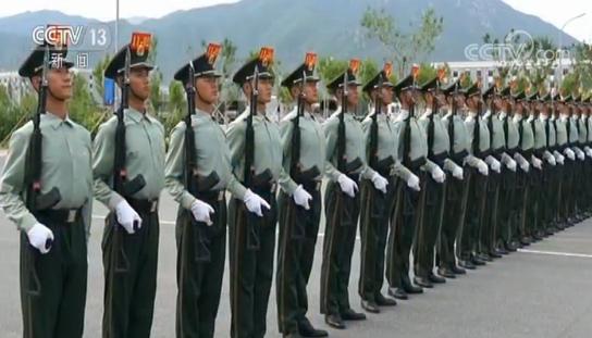 閱兵方隊(duì)