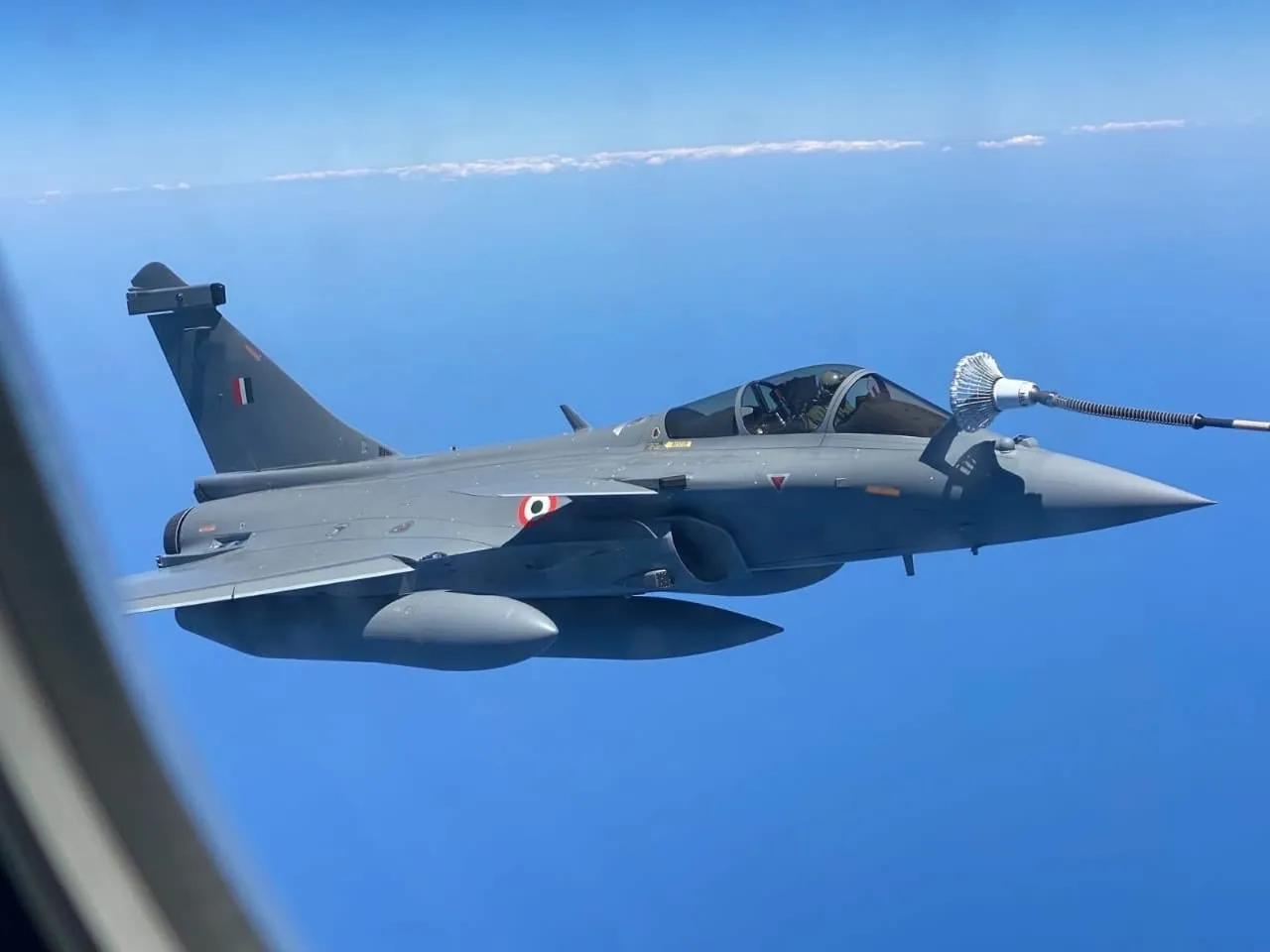 中巴空軍雄鷹，共筑空中長城的友誼與力量，中巴空軍雄鷹攜手共筑空中長城，友誼與力量的象征