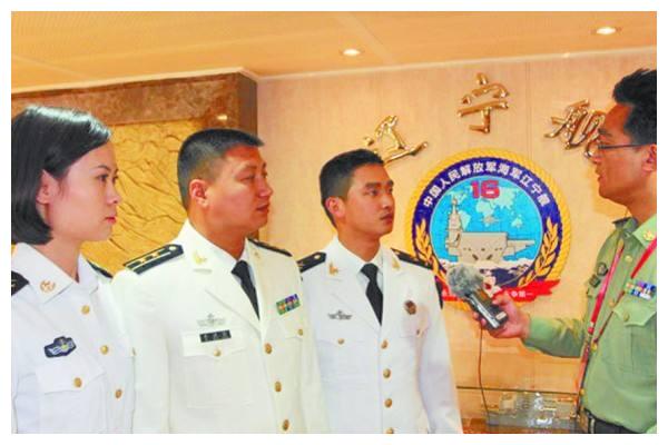 遼寧艦首位艦長是誰——揭秘中國海軍航母艦長的傳奇人生，遼寧艦首位艦長揭秘，中國海軍航母艦長的傳奇人生
