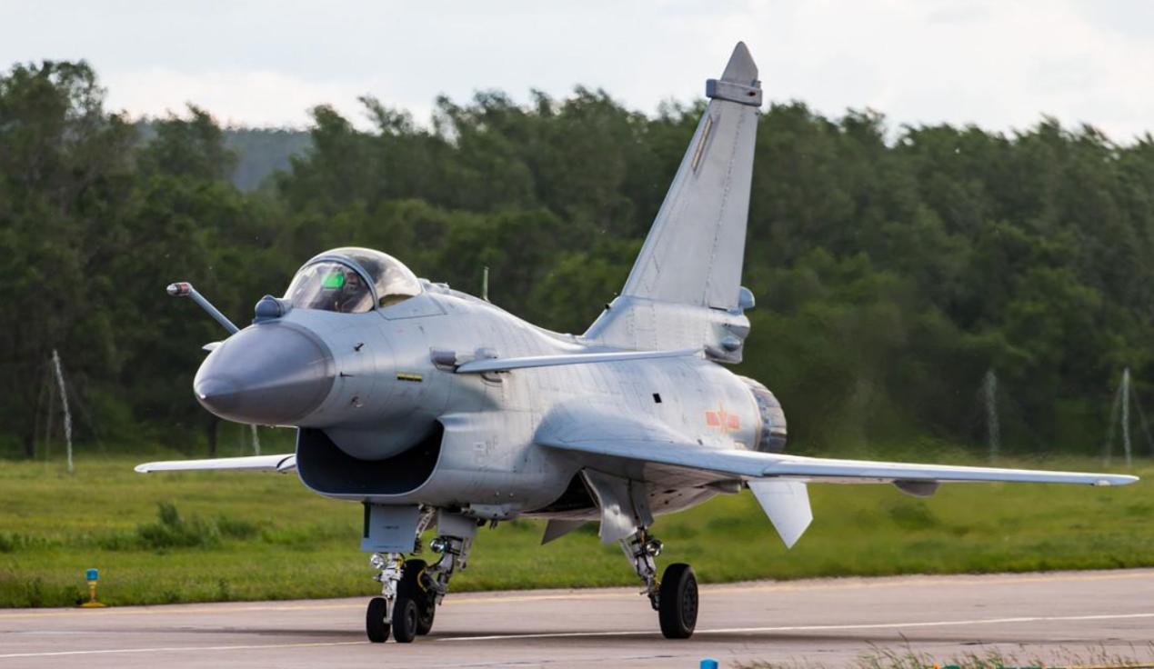 殲-10系列飛機(jī)，中國空軍的主力戰(zhàn)機(jī)，殲-10系列飛機(jī)，中國空軍核心主力戰(zhàn)機(jī)