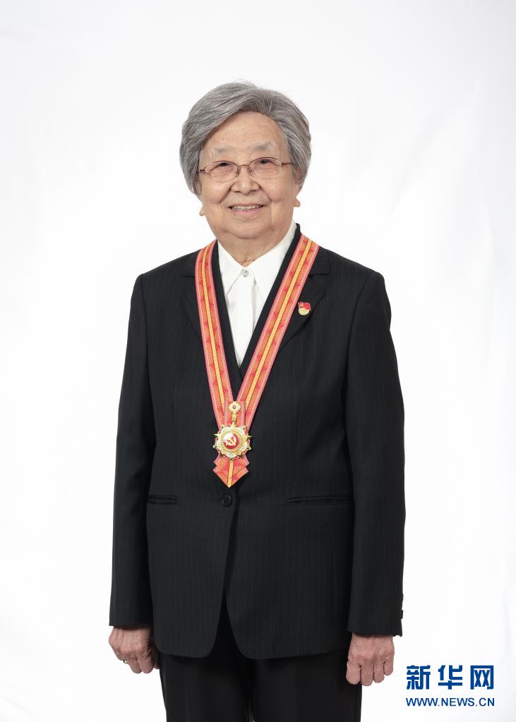 中國(guó)七一勛章獲得者的風(fēng)采與貢獻(xiàn)——圖片紀(jì)實(shí)，中國(guó)七一勛章獲得者的風(fēng)采與貢獻(xiàn)，圖片紀(jì)實(shí)回顧
